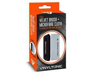 VINYLTONIC velvet brush and mircofibre cloth CLEANING KIT